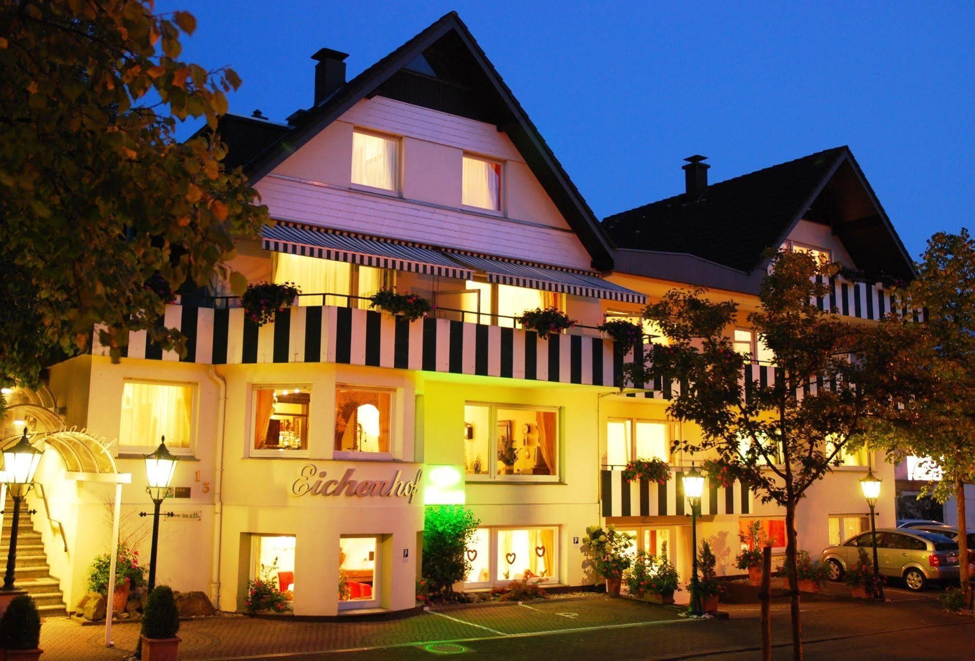Antik-Hotel Eichenhof Bad Salzuflen Exterior foto